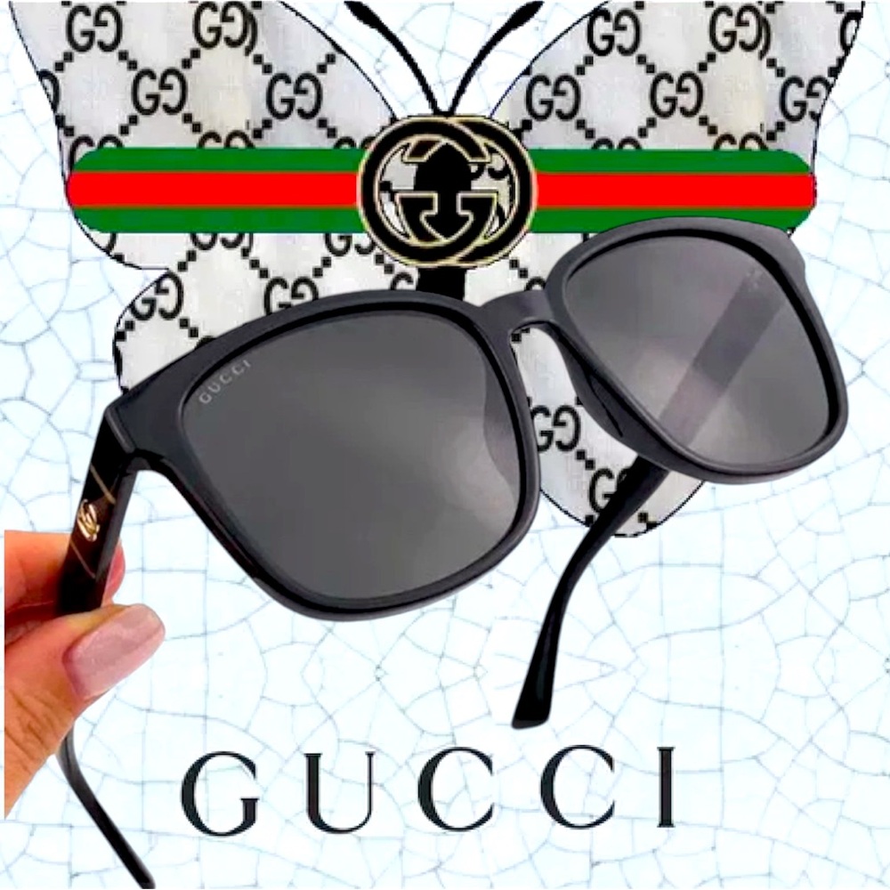 ** New ** - Gucci Unisex Logo Wayfarer in Shiny Black
